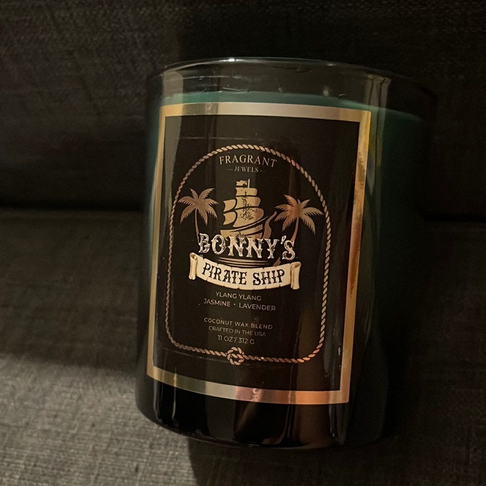 Fragrant Jewels Candle w/ring